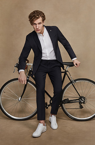 Henderson Henderson